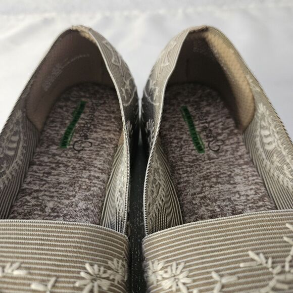 BARETRAPS Embroidered Slip On Sneaker Sz10 Tan grey Memory Foam - Picture 5 of 7